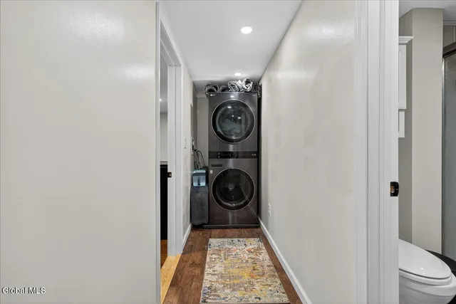 $450,000 | 500 Highway 146, Guilderland, NY 12009