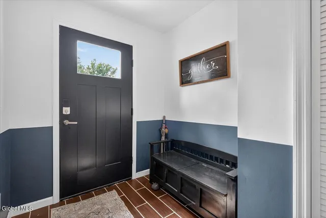 $450,000 | 500 Highway 146, Guilderland, NY 12009