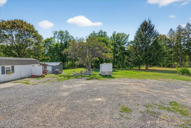 $450,000 | 500 Highway 146, Guilderland, NY 12009