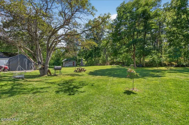 $450,000 | 500 Highway 146, Guilderland, NY 12009