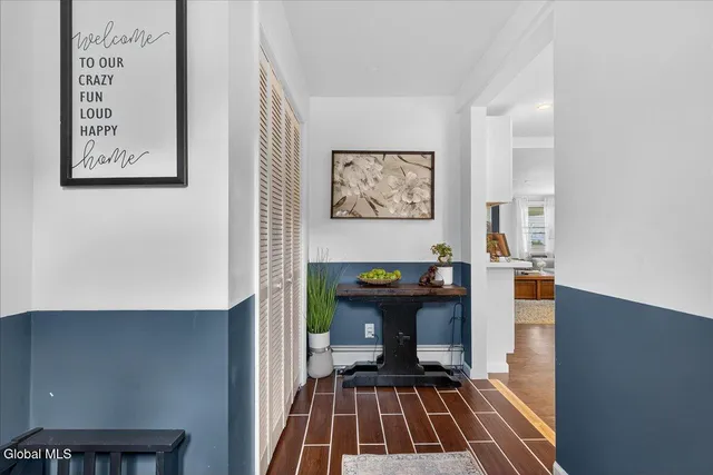 $450,000 | 500 Highway 146, Guilderland, NY 12009