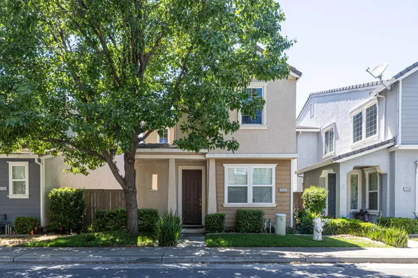 $459,000 | 3122 Lea Sterling Way, Rancho Cordova, CA 95670