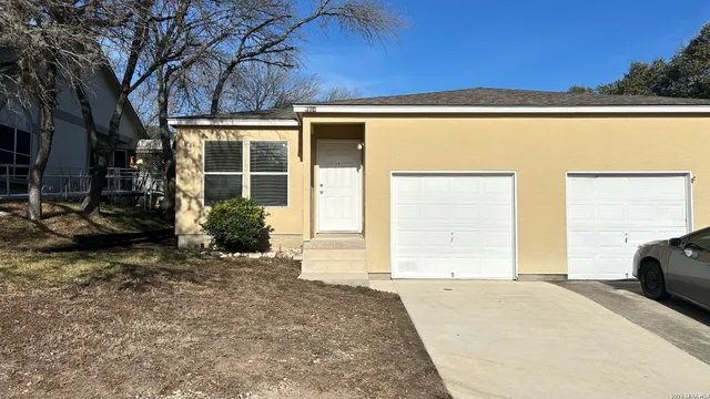 $1,295 | 7304 Trail Crossing, San Antonio, TX 78250