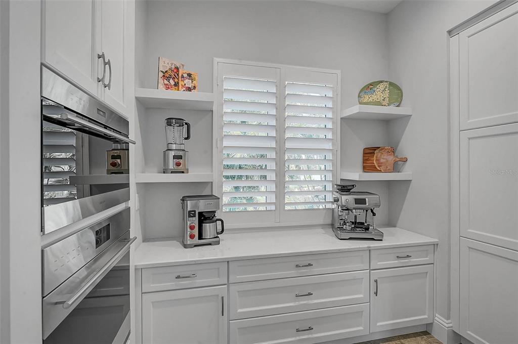 101 Seagull Lane Sarasota, FL 34236 - Photo 19 of 90