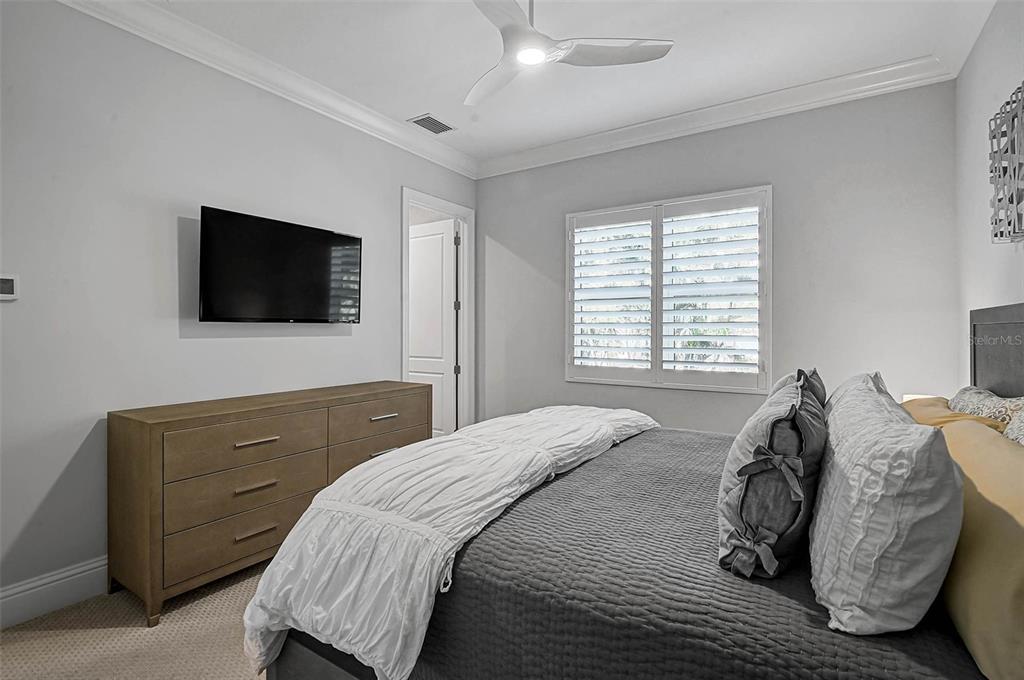 101 Seagull Lane Sarasota, FL 34236 - Photo 26 of 90