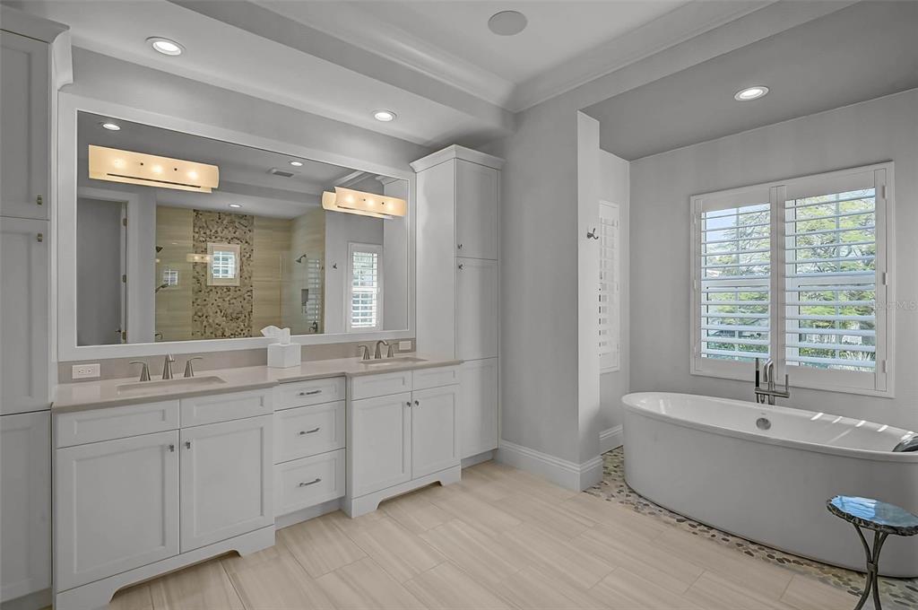 101 Seagull Lane Sarasota, FL 34236 - Photo 33 of 90