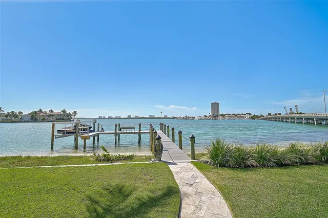 $9,500,000 | 101 Seagull Lane, Sarasota, FL 34236