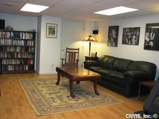 4 South Gate Road Camillus, NY 13031 - Photo 17 of 23 Gallery Image 17