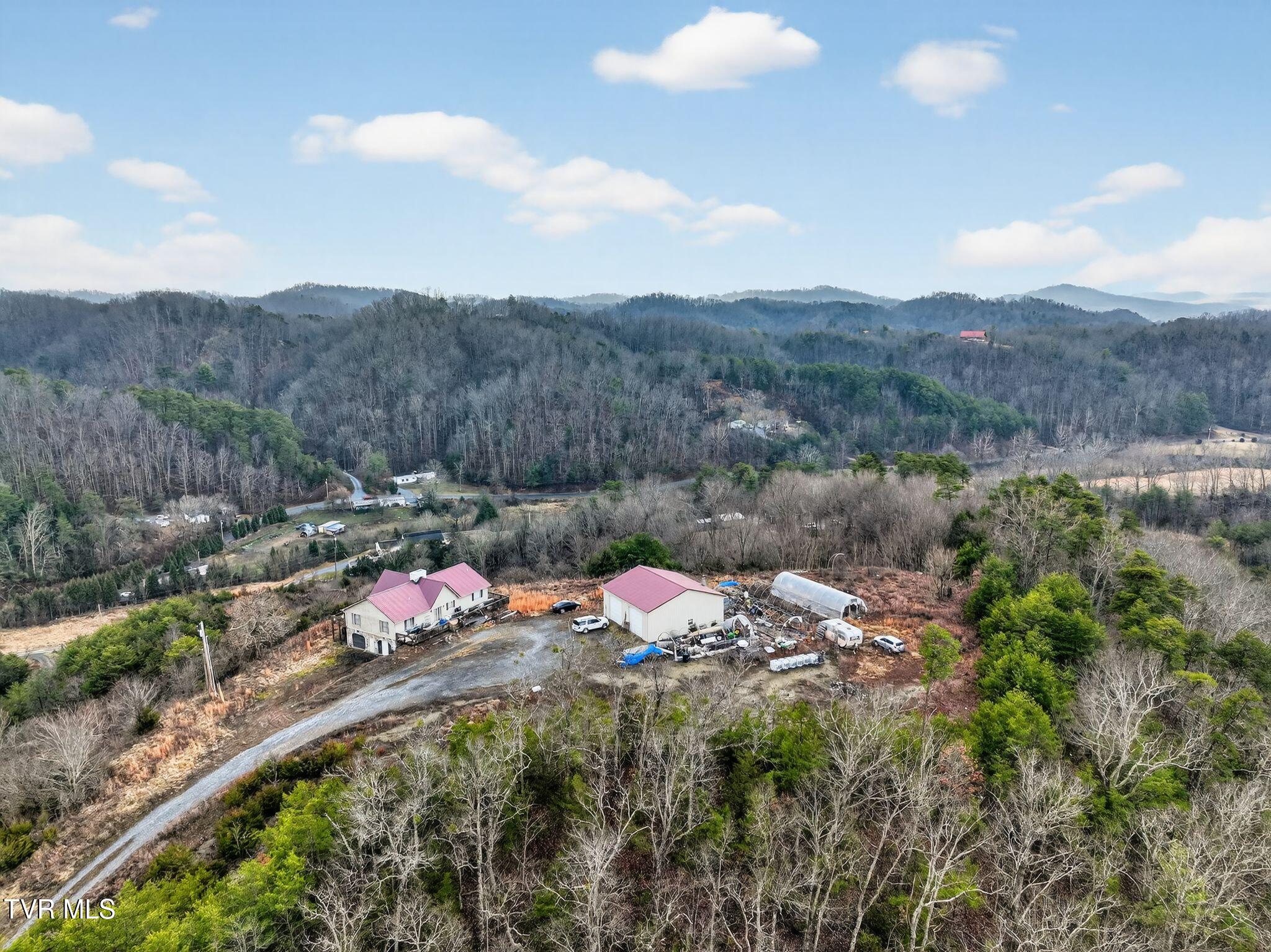 604 Cripple Creek Road Watauga, TN 37694 - Photo 35 of 52 35