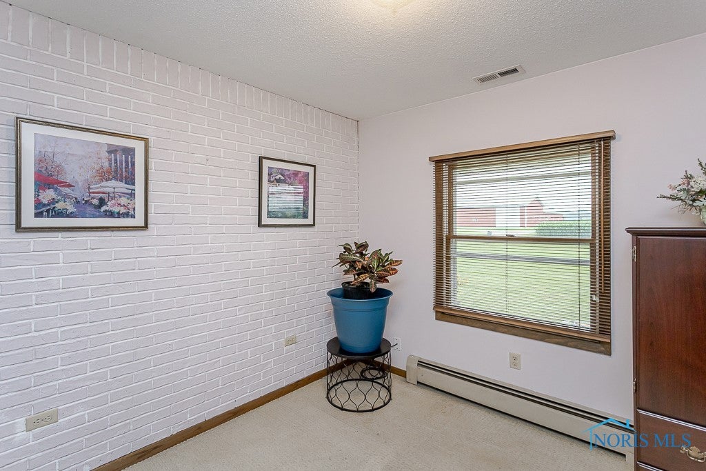 5376 Alexander Road Pemberville, OH 43450 - Photo 16 of 50 Dining Room
