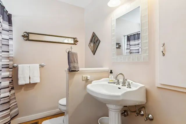 $449,000 | 6852 Highway 4, Bridgewater, VT 05035