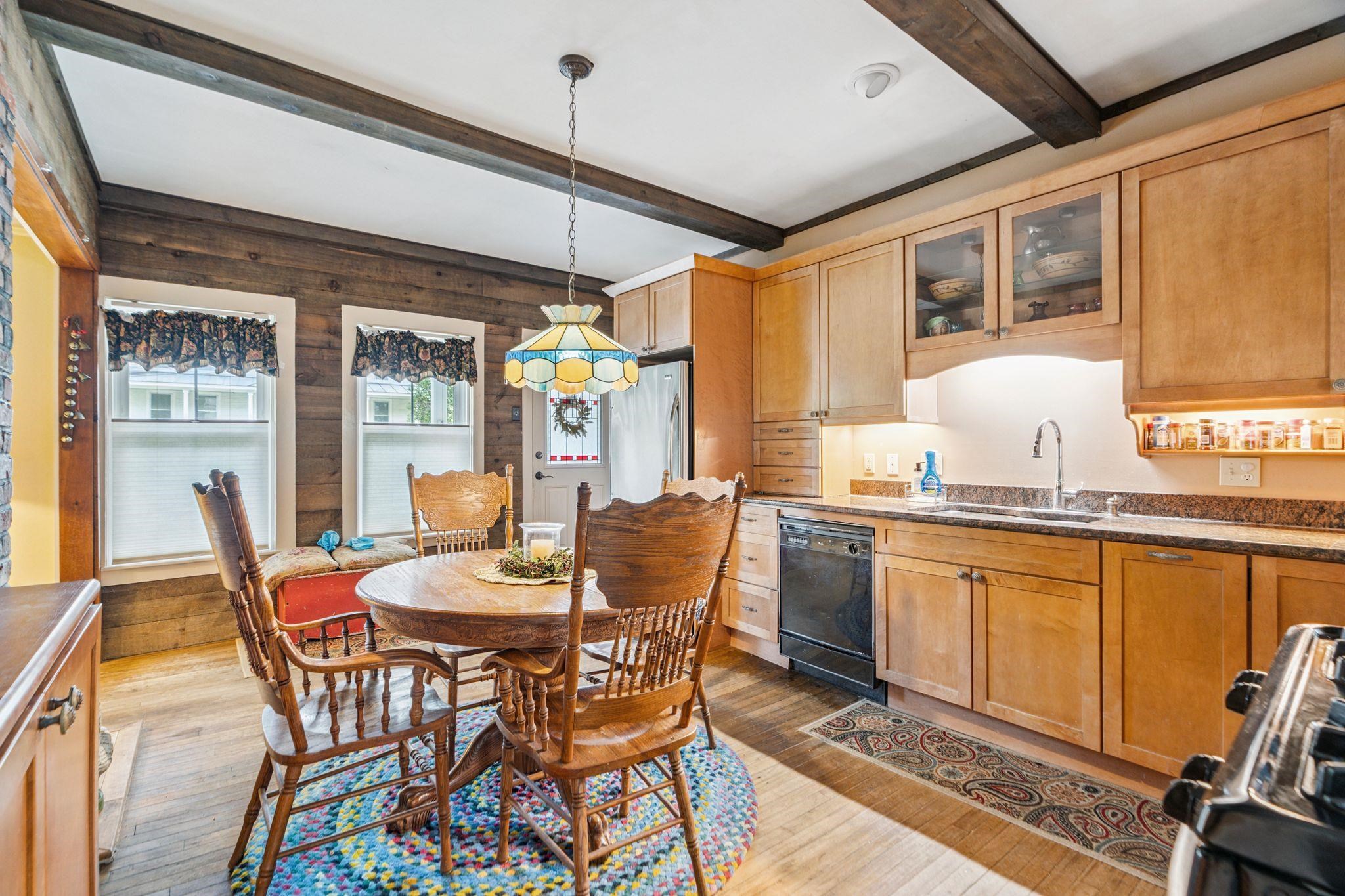 6852 Highway 4 Bridgewater, VT 05035 - Photo 10 of 34