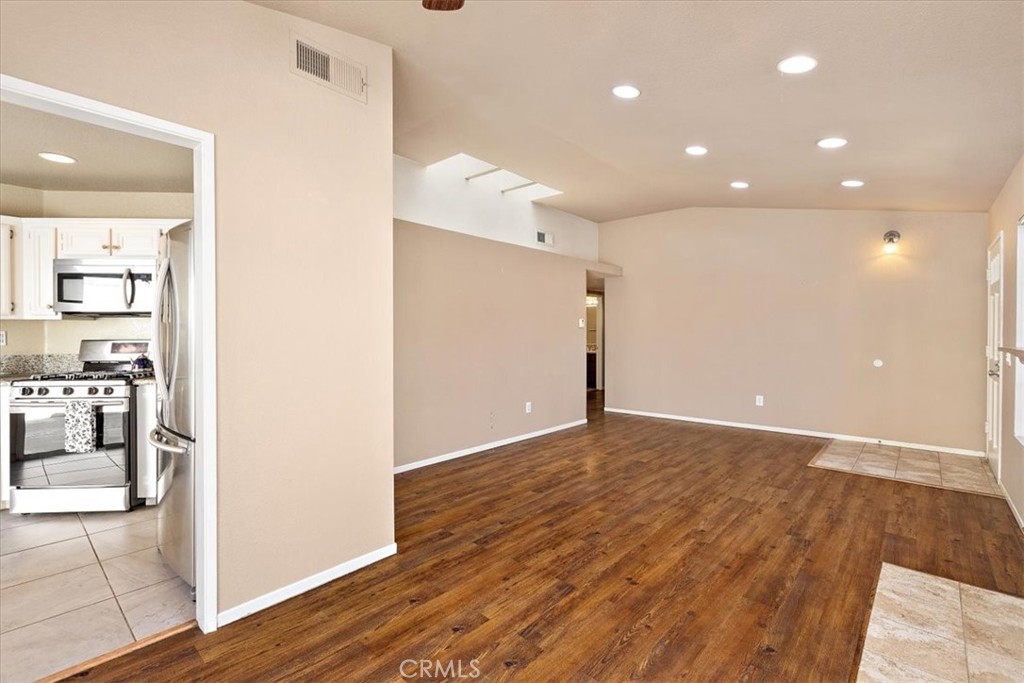 7332 Greenhaven Avenue, Unit 14 Rancho Cucamonga, CA 91730 - Photo 8 of 32