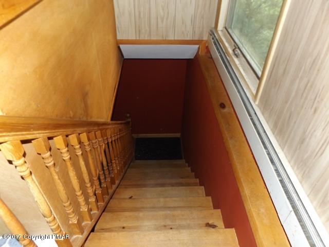 1180 Sugar Mountain Road West Bushkill, PA 18324 - Photo 6 of 10 DSCF0486