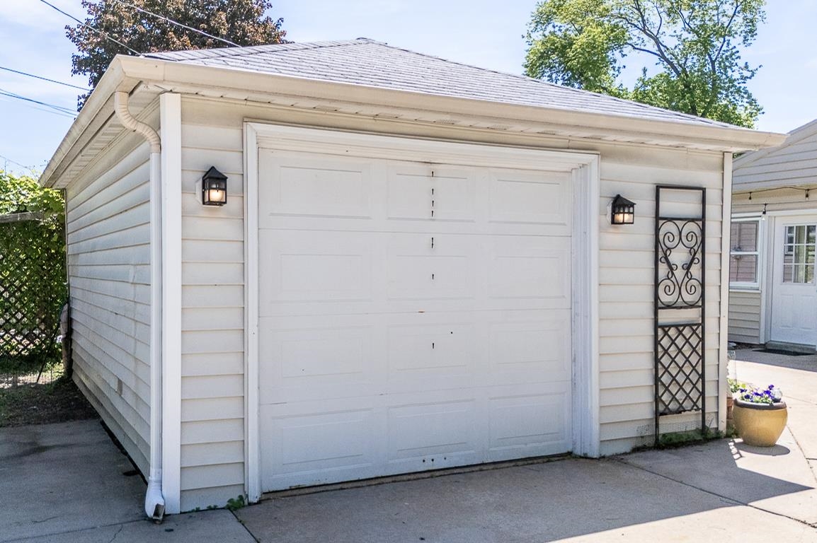 200 East Pershing Street Appleton, WI 54911 - Photo 59 of 65