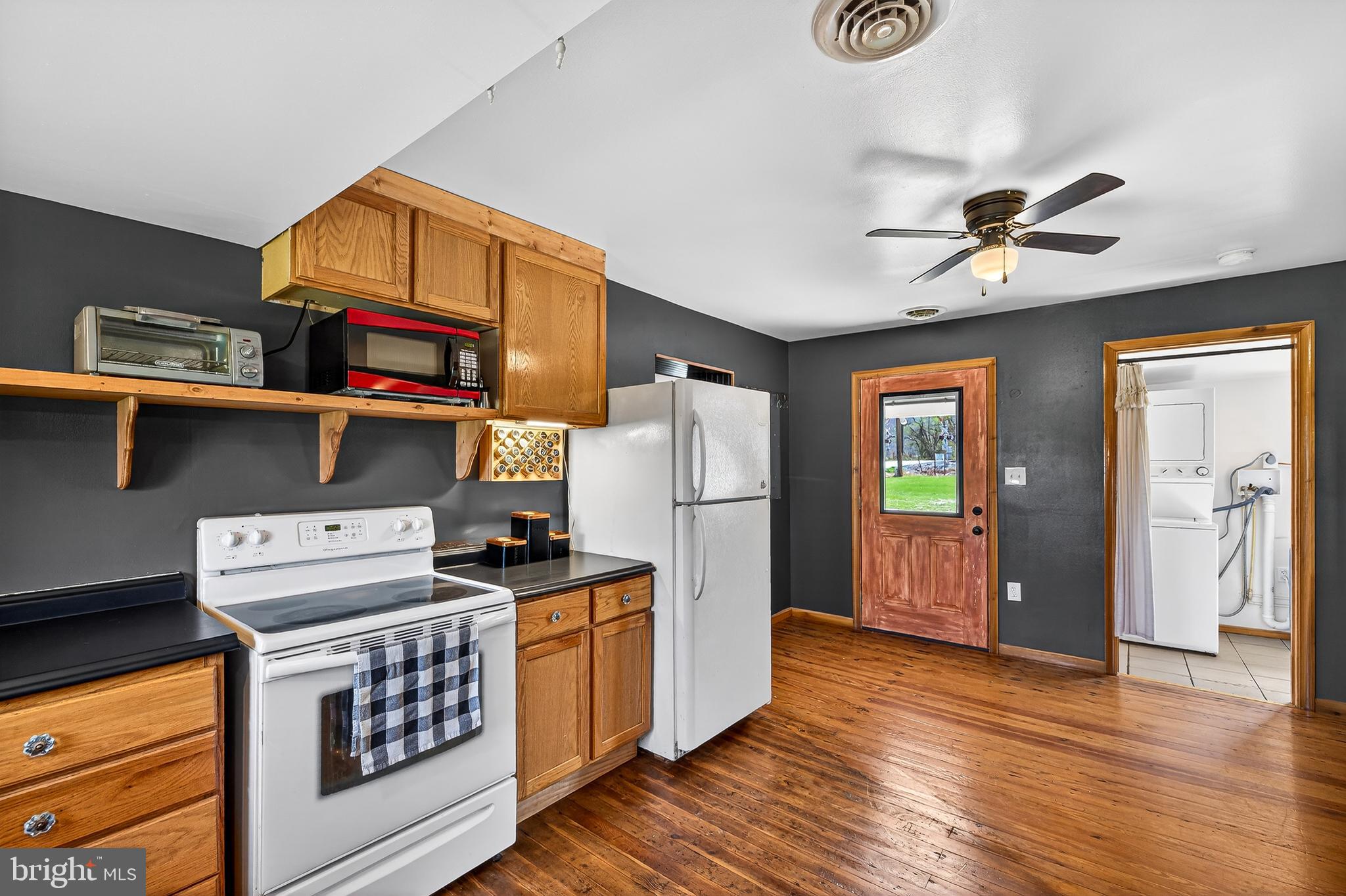 296 Keystone Road Stanley, VA 22851 - Photo 9 of 54