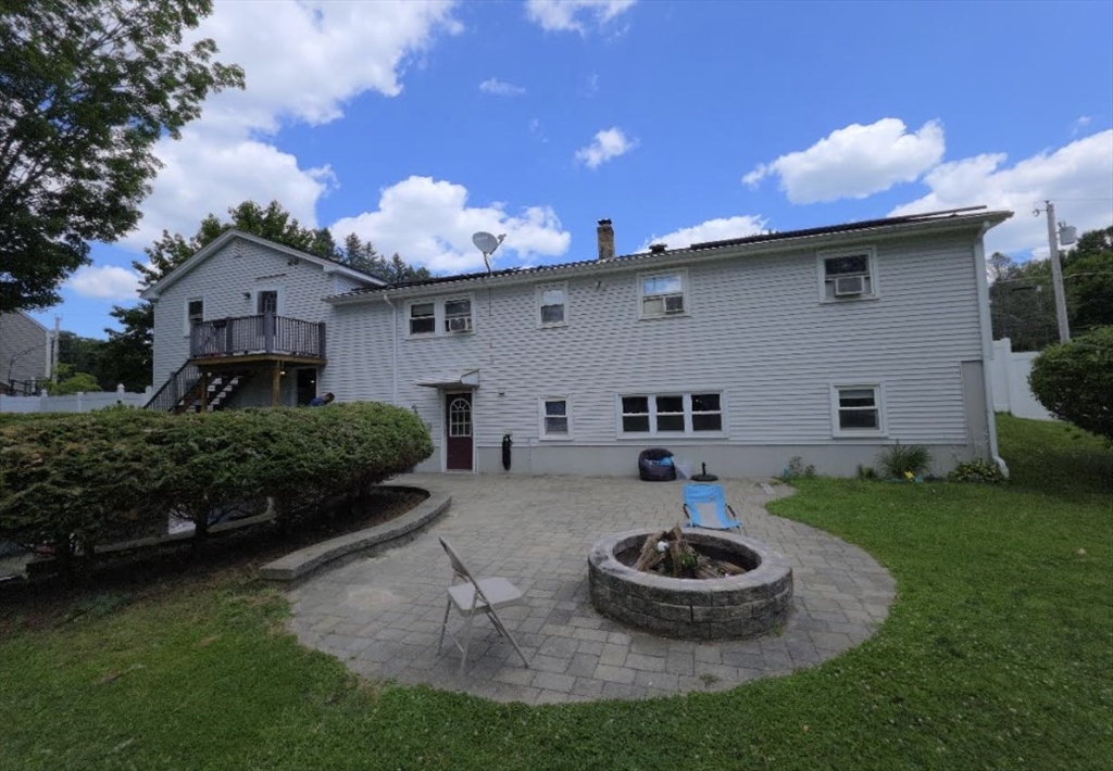 8 Rochelle Street Auburn, MA 01501 - Photo 5 of 35