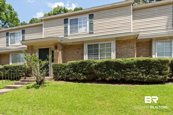 $109,900 | 6701 Dickens Ferry Road, Unit 18, Mobile, AL 36608