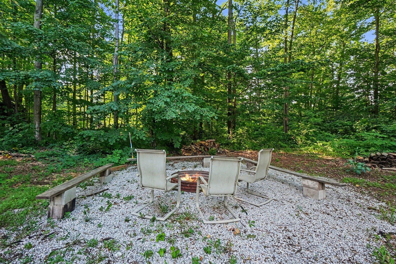 2350 South Sullivan Road Ravenna, MI 49451 - Photo 17 of 26 Gallery Image 17