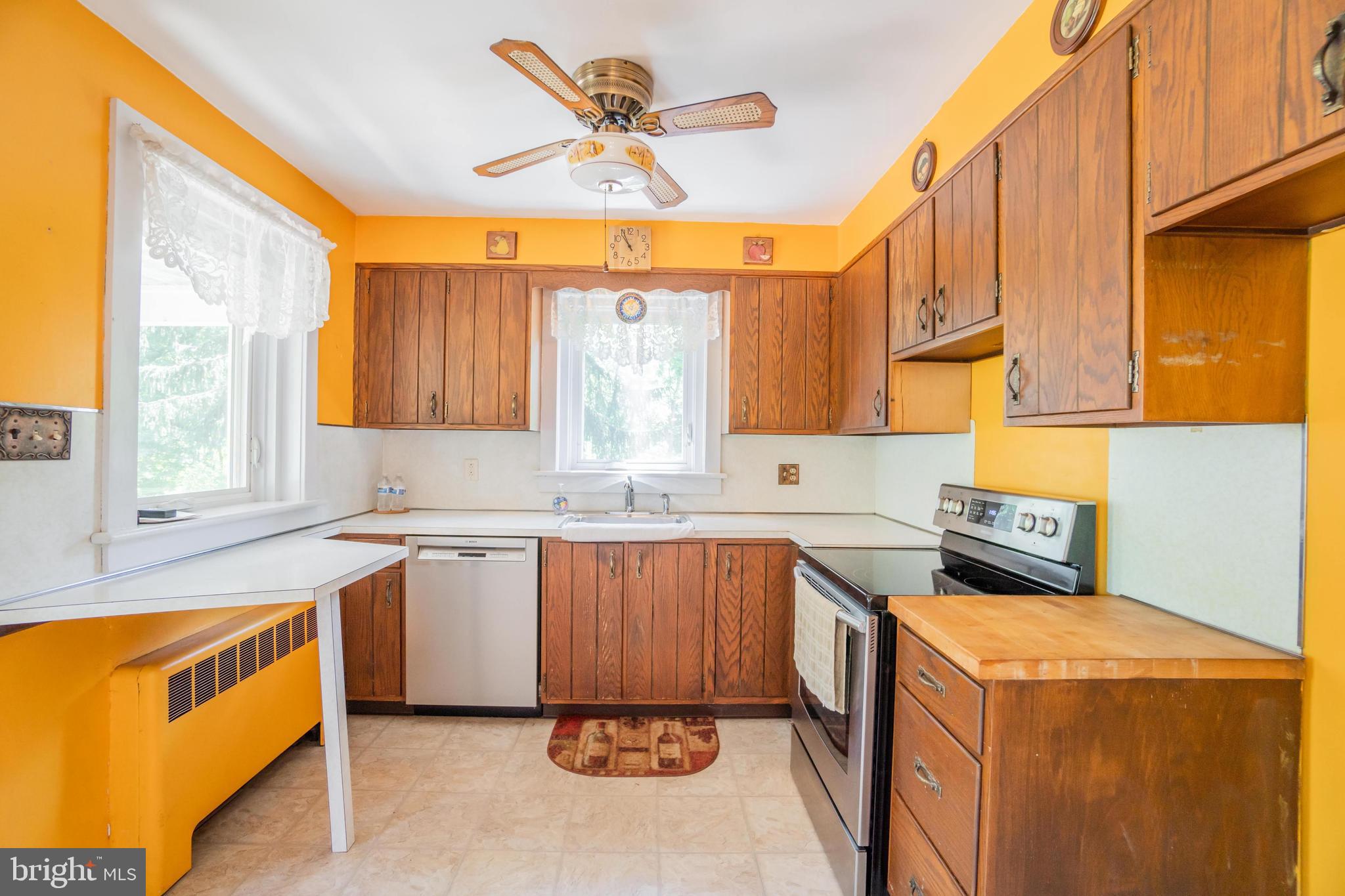 407 Cowpath Road Hatfield, PA 19440 - Photo 9 of 36 Gallery Image 9