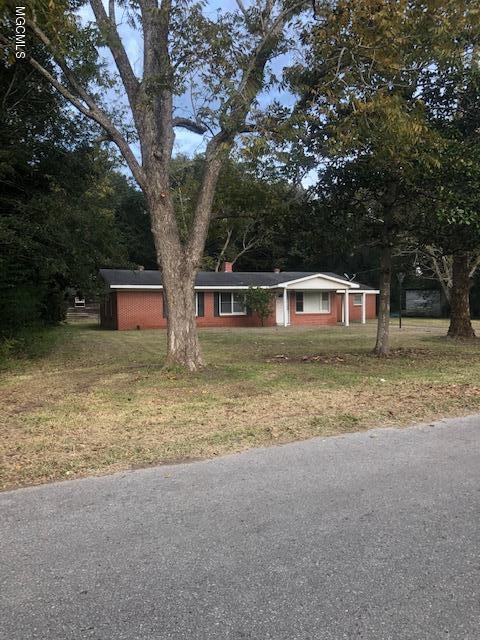 6200 Elder Ferry Road Moss Point, MS 39563 - Photo 2 of 25 IMG_0939