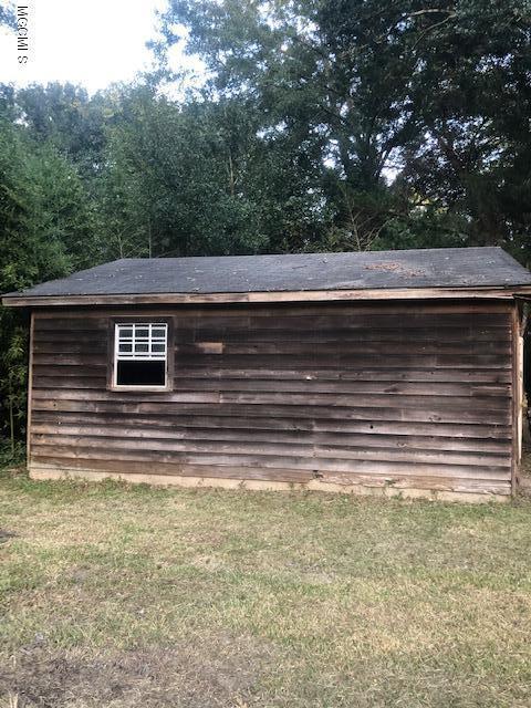 6200 Elder Ferry Road Moss Point, MS 39563 - Photo 7 of 25 IMG_0944