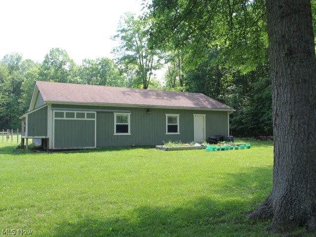 355 Prentice Road Northwest Warren, OH 44481 - Photo 4 of 23