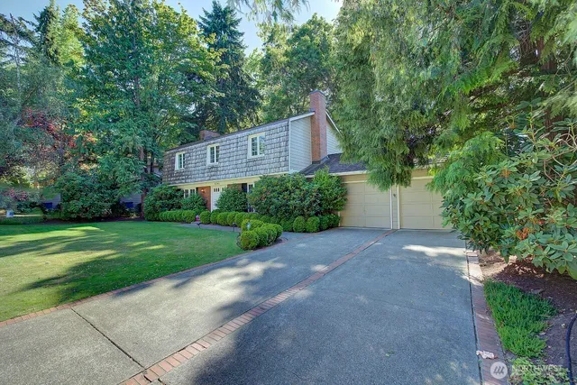 $6,300 | 6741 81st Avenue Southeast, Mercer Island, WA 98040