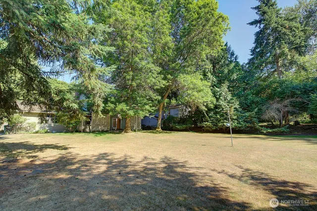 $6,300 | 6741 81st Avenue Southeast, Mercer Island, WA 98040