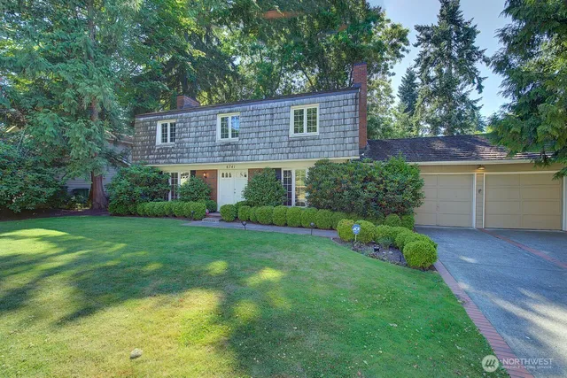$6,300 | 6741 81st Avenue Southeast, Mercer Island, WA 98040