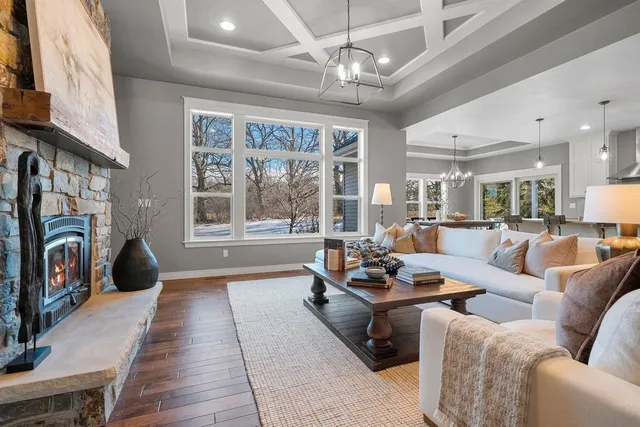 $775,000 | 905 Red Fox Drive, Green Bay, WI 54313