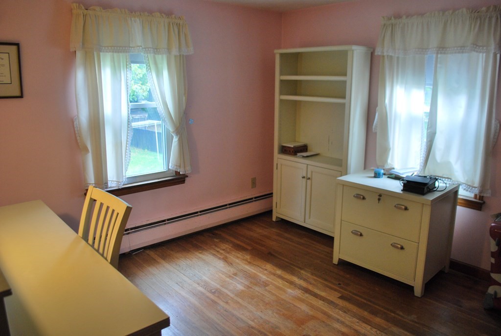 126 Stoneleigh Road Holden, MA 01520 - Photo 10 of 21 Gallery Image 10