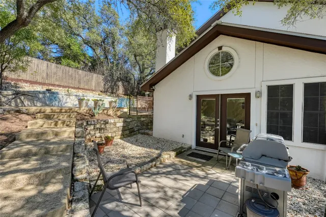 $875,000 | 4804 Ranch Road 2222, Austin, TX 78731
