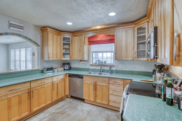 $875,000 | 4804 Ranch Road 2222, Austin, TX 78731