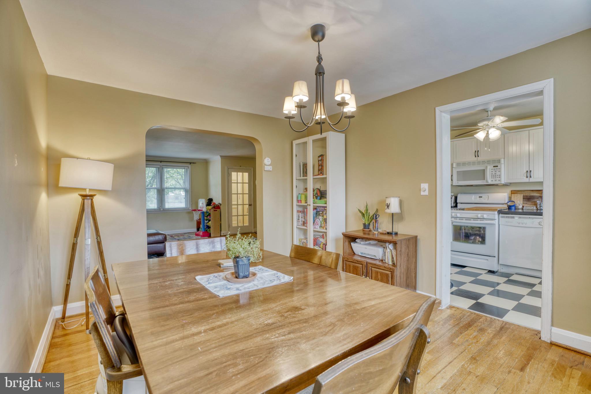 8123 Barksdale Road Baltimore, MD 21286 - Photo 14 of 38 Gallery Image 14