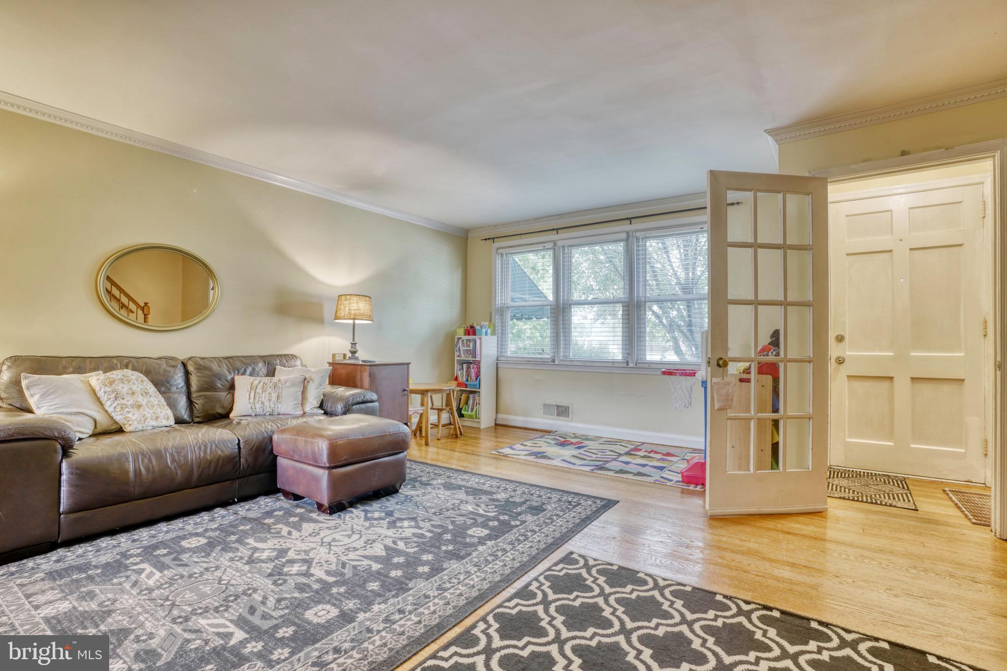 8123 Barksdale Road Baltimore, MD 21286 - Photo 7 of 38 Gallery Image 7