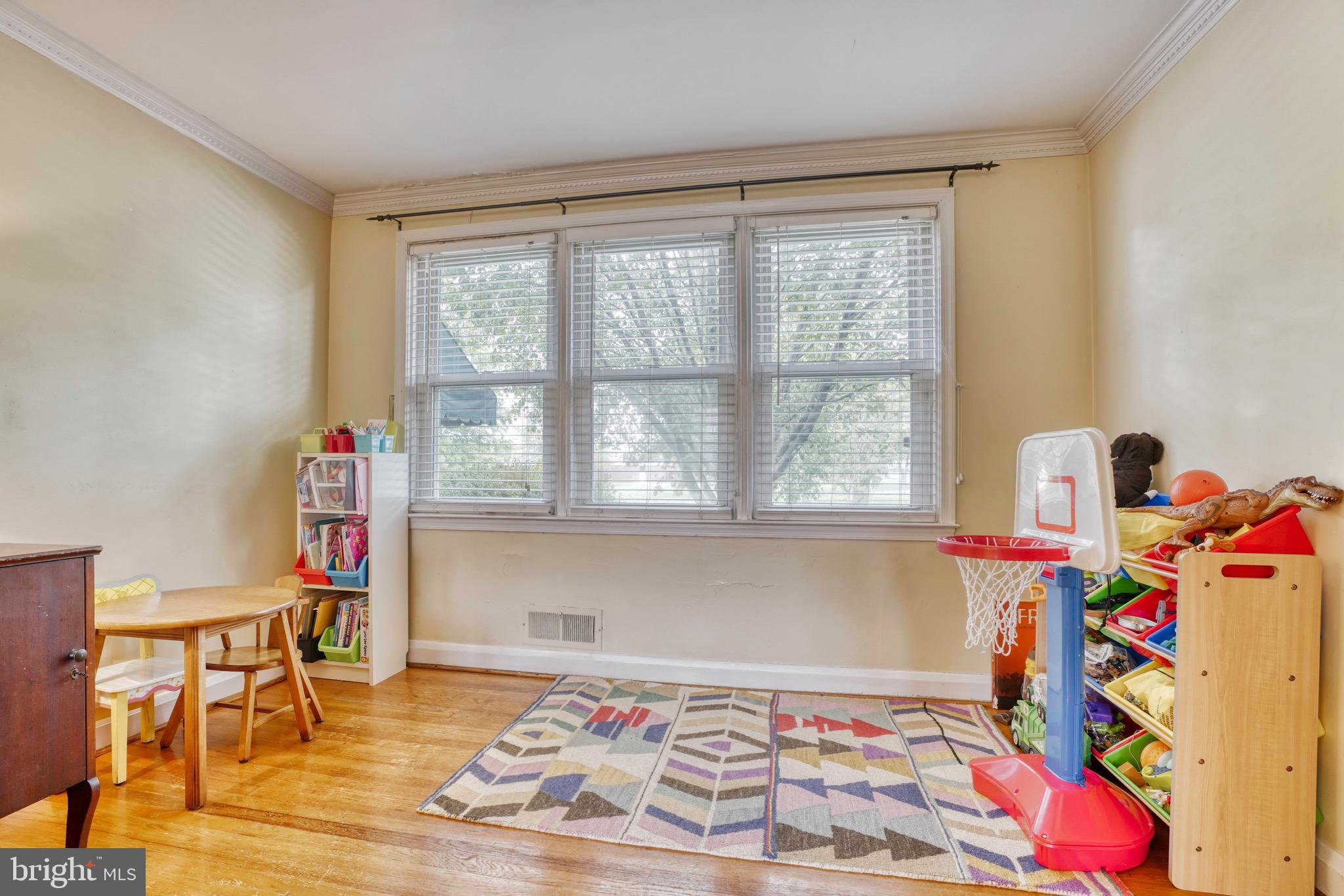 8123 Barksdale Road Baltimore, MD 21286 - Photo 10 of 38 Gallery Image 10