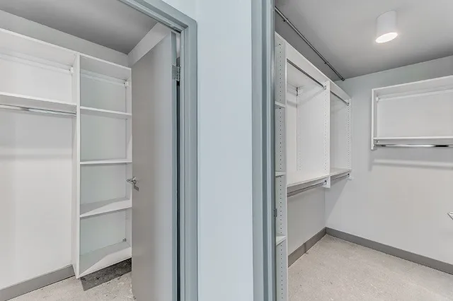 $2,587 | 2233 South Highland Avenue, Unit H0801, Lombard, IL 60148