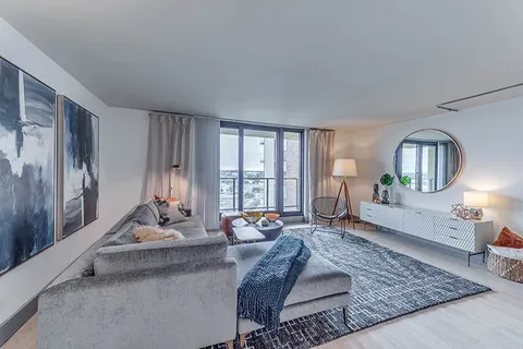 $2,587 | 2233 South Highland Avenue, Unit H0801, Lombard, IL 60148