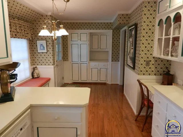 $350,000 | 2761 Southwest Plass Avenue, Topeka, KS 66611