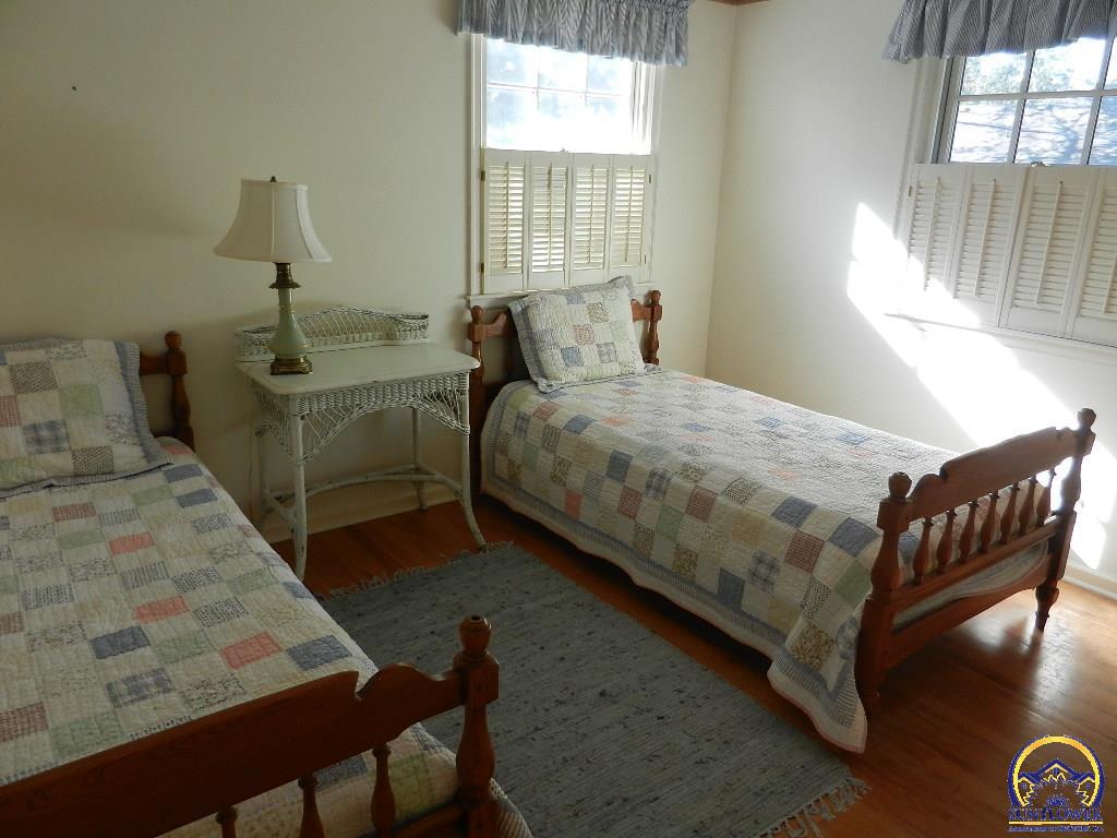 2761 Southwest Plass Avenue Topeka, KS 66611 - Photo 25 of 39