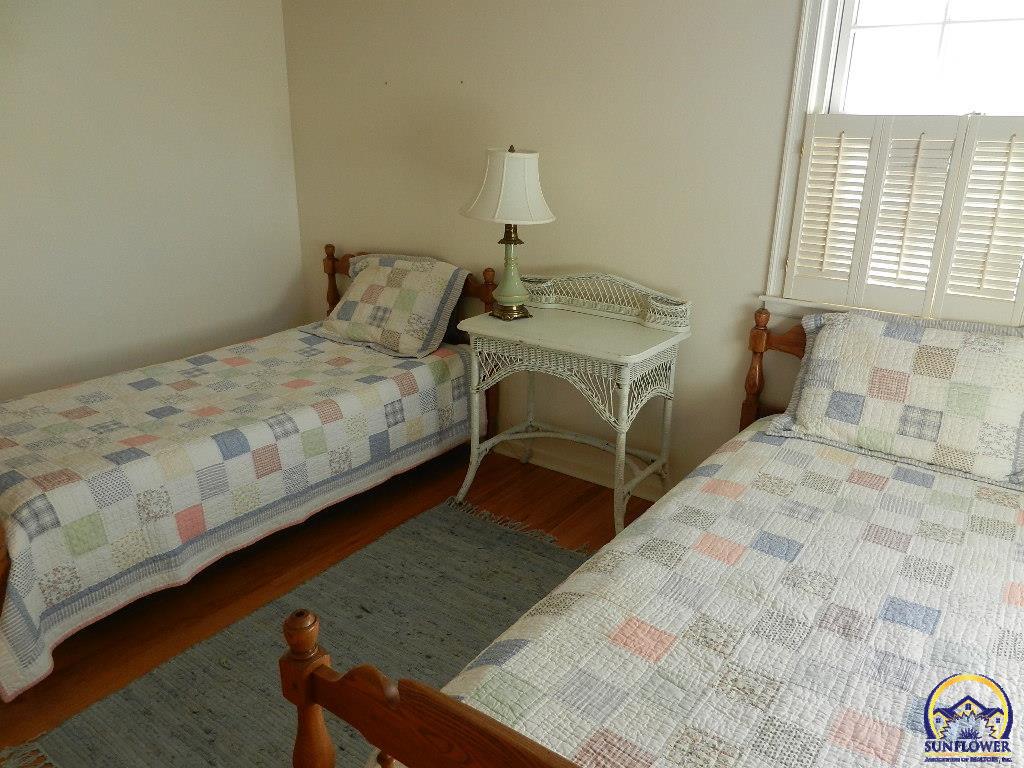 2761 Southwest Plass Avenue Topeka, KS 66611 - Photo 26 of 39