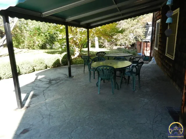 $350,000 | 2761 Southwest Plass Avenue, Topeka, KS 66611