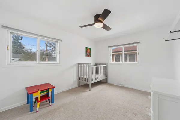 $569,900 | 838 Saylor Avenue, Elmhurst, IL 60126