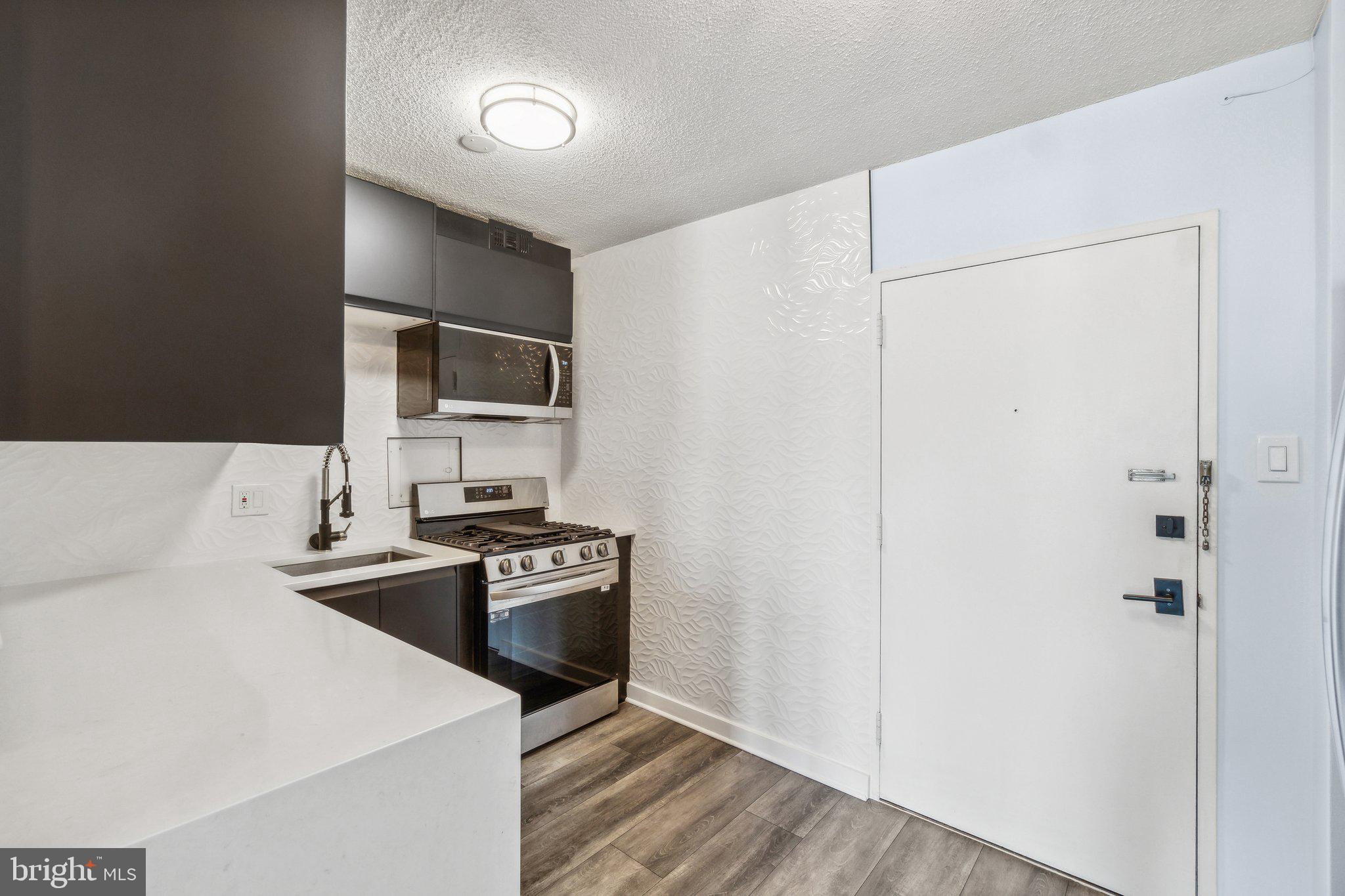 1250 4th Street Southwest, Unit W603 Washington, DC 20024 - Photo 4 of 22