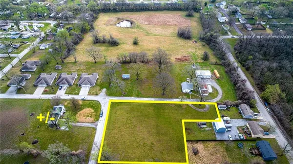 $100,000 | Tbd Towers Lots 40 41 42 43 51 Street, Clinton, MO 64735