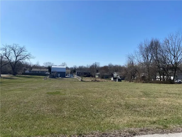 $100,000 | Tbd Towers Lots 40 41 42 43 51 Street, Clinton, MO 64735
