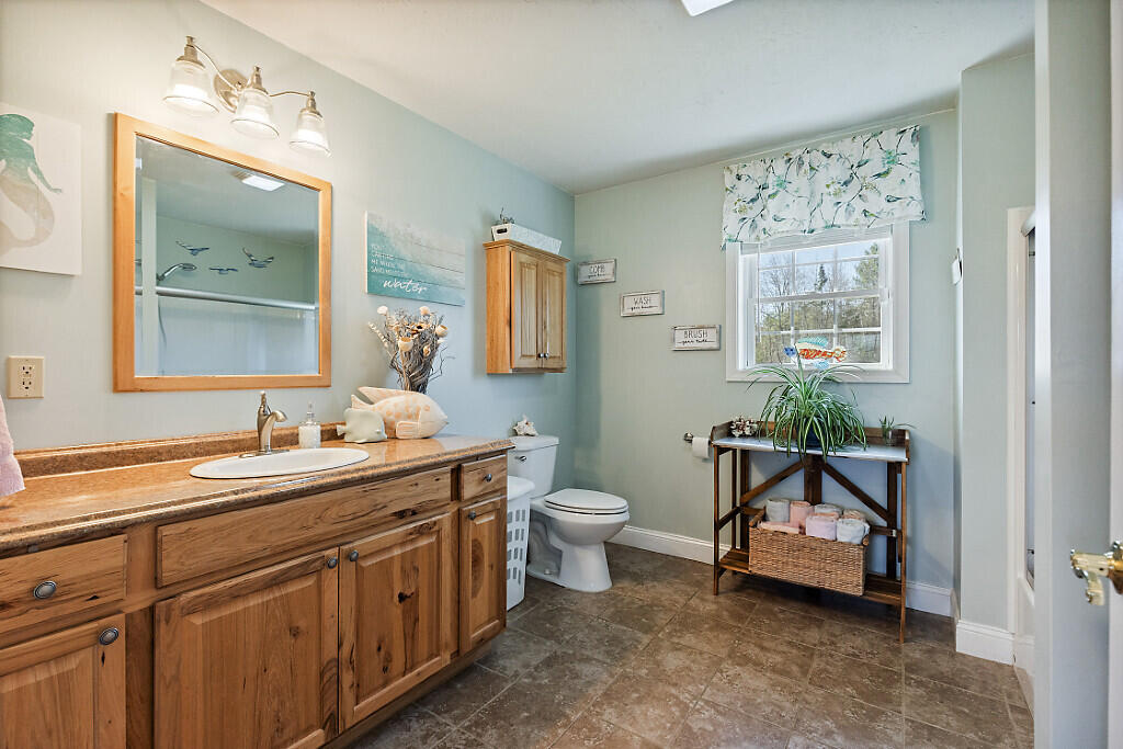 1391 Albion Road Winslow, ME 04901 - Photo 28 of 39 Full Bath