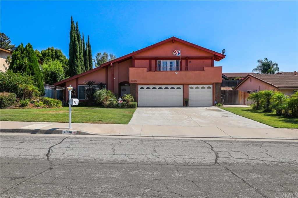 1330 Parkside Drive Riverside, CA 92506 - Photo 1 of 1