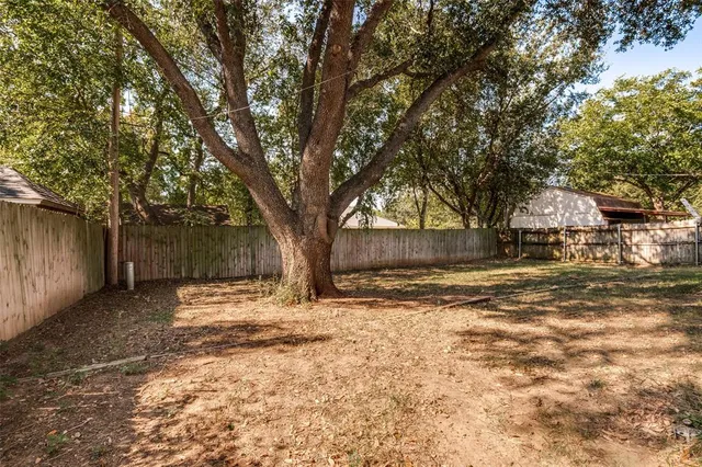 $1,895 | 612 McKown Drive, Mansfield, TX 76063